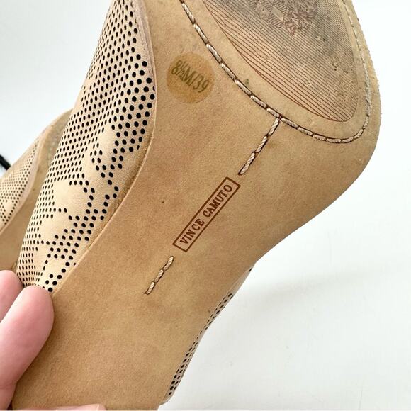 Vince Camuto Nattey 2 Perforated Leather Slit Peep Toe Heels Tan Size 8.5 - Picture 13 of 13